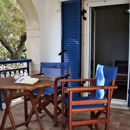 Avlemonas Houses